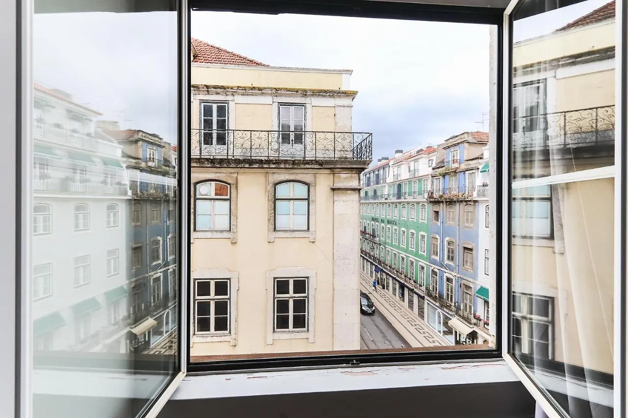 Lisbon Silver Flower - Flat In Lisbon Center